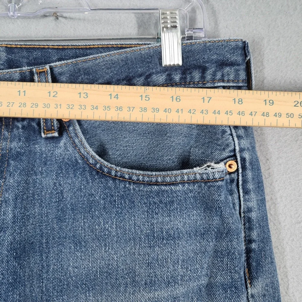 Levi's 550‎ Jeans Men's 36x30 Blue Denim Relaxed Fit Casual Everyday Wear